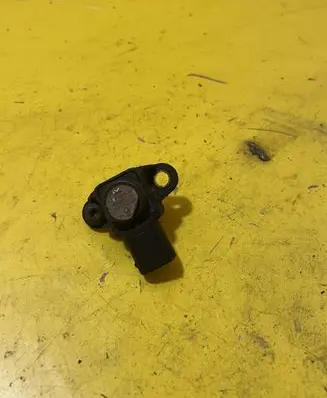 Mercedes-Benz E W211 Air pressure sensor A0061531528 0061531528