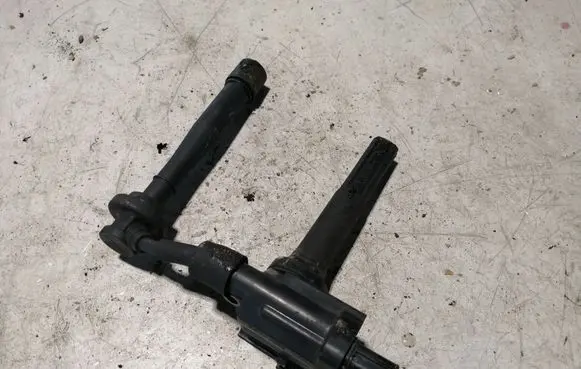 Suzuki Swift I High voltage ignition coil