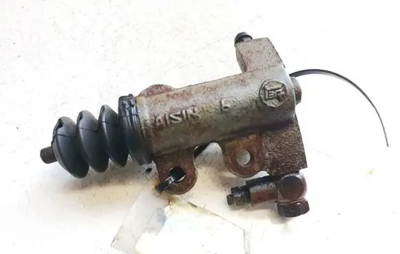 Toyota Yaris Clutch master cylinder