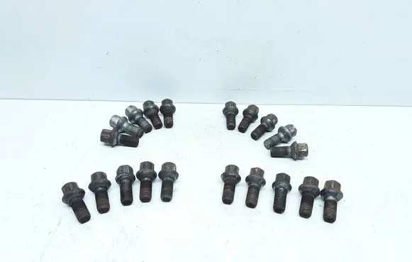 Mercedes-Benz E W212 Nuts/bolts 