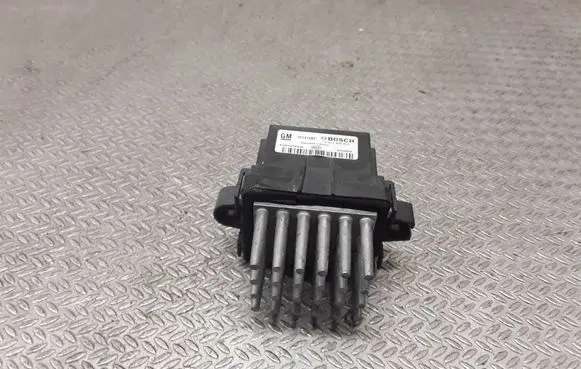 Opel Insignia A Heater blower motor/fan resistor 15141283 F011500017