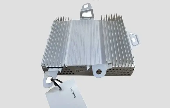 Tesla Model Y Sound amplifier 150715200A SCVT2117420433L0