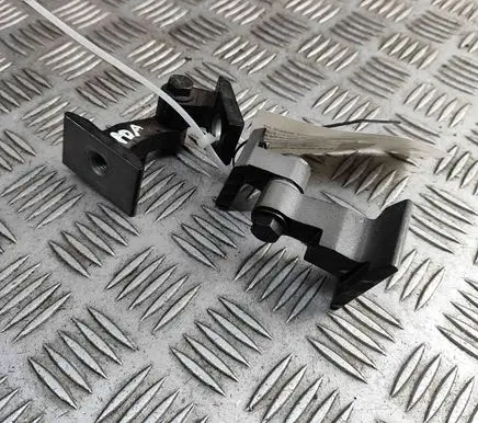 BMW 3 G20 G21 Front door hinges set 7246066 7246068