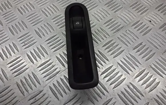 Renault Scenic II - Grand scenic II Quarter vent window switch 156013870