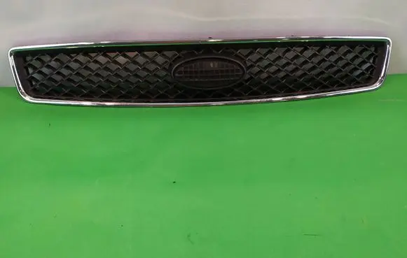 Ford Fusion Front bumper upper radiator grill 2N118200