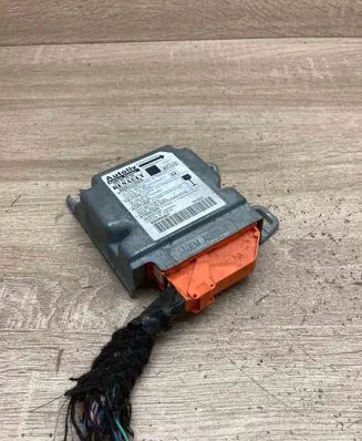 Renault Scenic I Airbag control unit/module 600639500 8200117652A