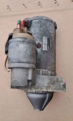 Renault Koleos I Starter motor 233000157R