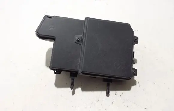 Renault Megane IV Fuse box set 284B51057R