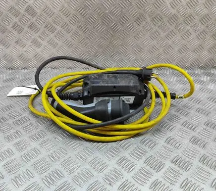 Volkswagen Golf VII Electric car charging cable 12E971675AB