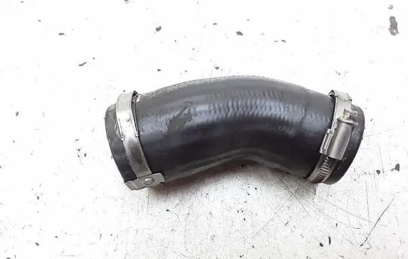 Intercooler hose/pipe