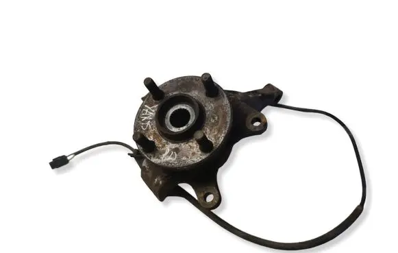 Toyota Yaris Front wheel hub 