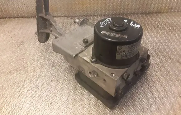 Mercedes-Benz CLK A209 C209 ABS Pump 0054310712