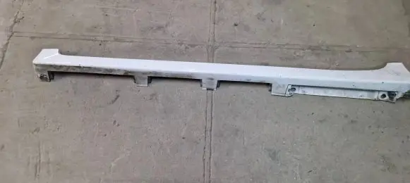 Toyota Prius (XW30) Sill supporting ledge 