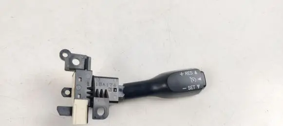 Lexus CT 200H Cruise control stalk 18A174