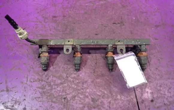 Chevrolet Lacetti Fuel main line pipe 