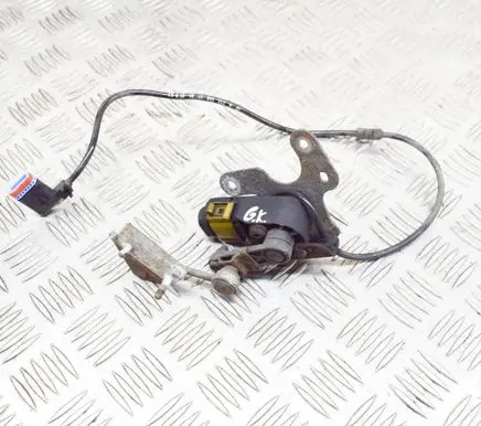 Mercedes-Benz CLS C218 X218 Rear air suspension level height sensor A2125402705