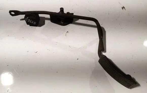 Ford Maverick Accelerator throttle pedal