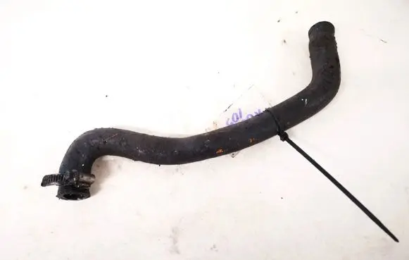 Volkswagen PASSAT B3 Engine coolant pipe/hose