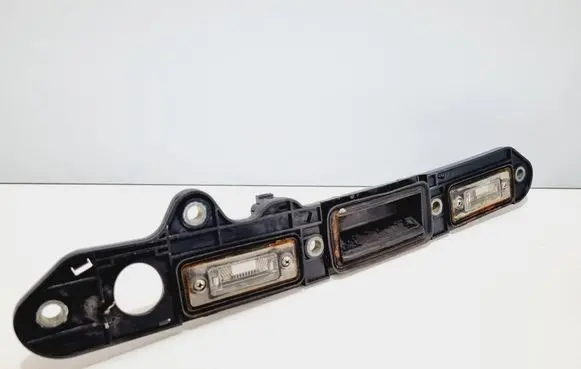 Volkswagen Touran I Tailgate opening switch 1T0827574C