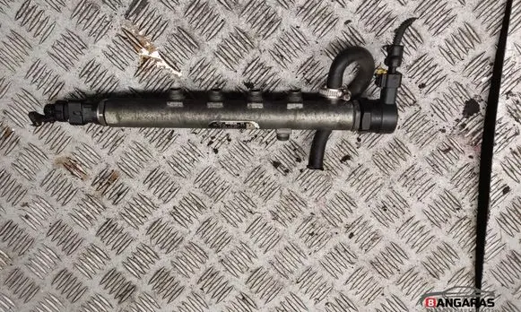 Opel Zafira B Fuel main line pipe 55200251