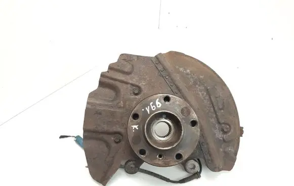 BMW X5 E53 Front wheel hub