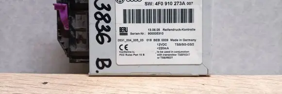 Volkswagen PASSAT CC Tire pressure control unit 4F0907273 4F0910273A 900005310