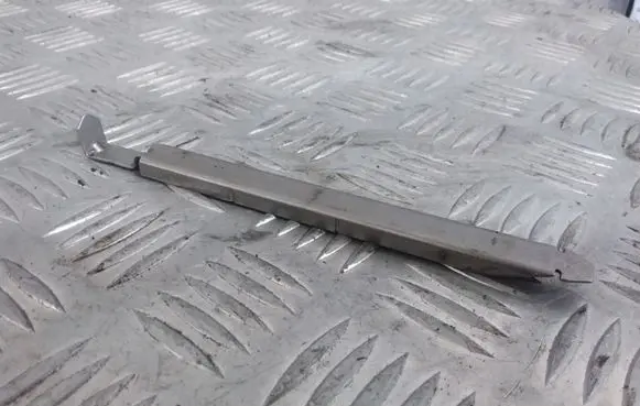 Volvo S40 Headlight/headlamp mounting bracket