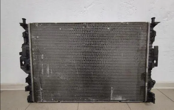 Volvo S60 Coolant radiator 31368082
