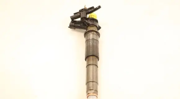 Opel Vivaro Fuel injector 0445115007