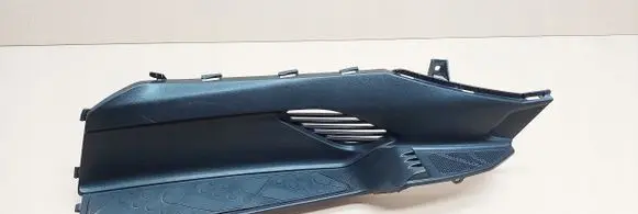 Toyota Yaris Dashboard side air vent grill/cover trim 64313LEA7E000