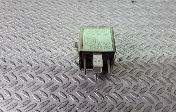 BMW 5 E39 Other relay V23134K59X312 61368373700