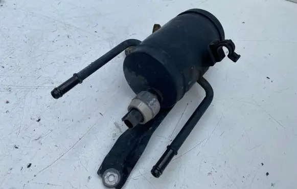 Toyota Avensis T220 Vacuum air tank 