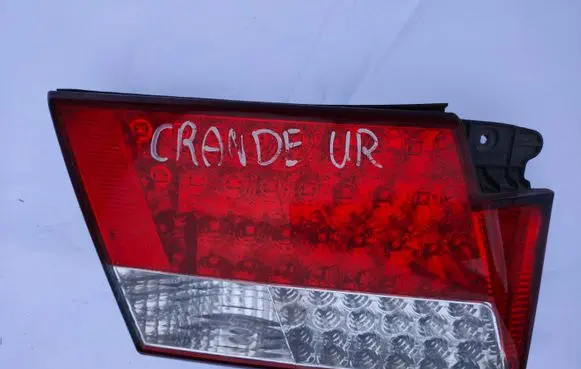 Hyundai Grandeur Tailgate rear/tail lights 924033L0