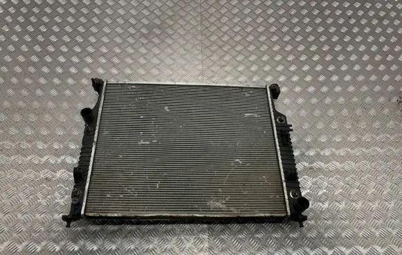 Mercedes-Benz GL X164 Coolant radiator 
