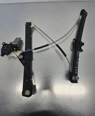 Audi A3 S3 8V Front door electric window regulator E006086007B