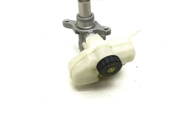 BMW 5 G30 G31 G38 Brake fluid reservoir 6871185
