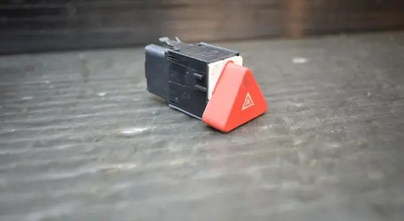 Volkswagen Golf Plus Hazard light switch 5M0953509A