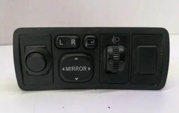 Toyota Avensis T250 Wing mirror switch 183575