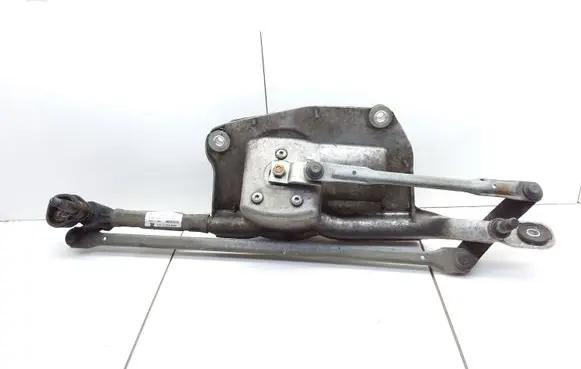 Opel Astra H Front wiper linkage and motor 3397020633 13111212