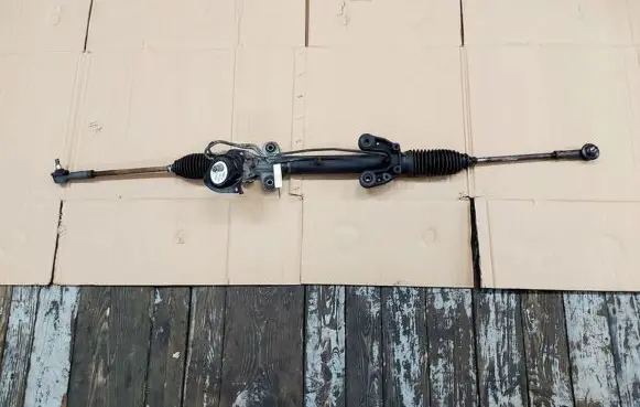 Mitsubishi Grandis Steering rack 4Z0104