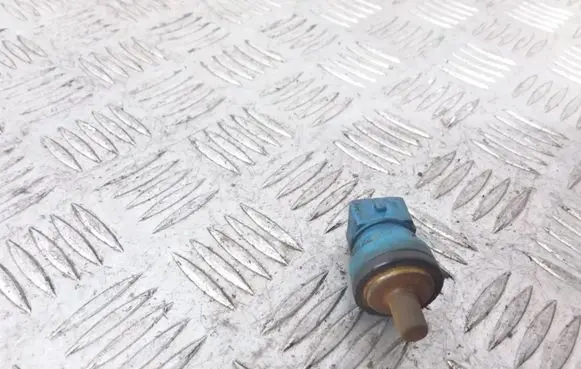 Volkswagen Golf IV Coolant temperature sensor 078919501B