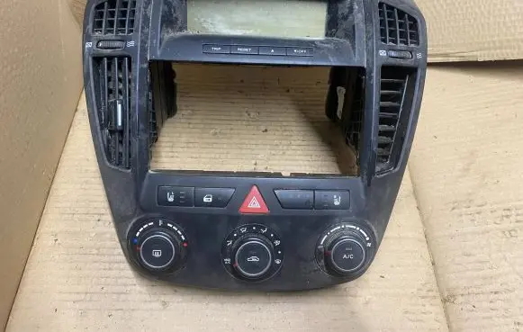 KIA Ceed Screen/display/small screen 957101H100 972501H201EQ 0970507