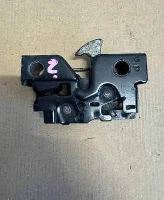 Volkswagen PASSAT B8 Engine bonnet/hood lock/catch