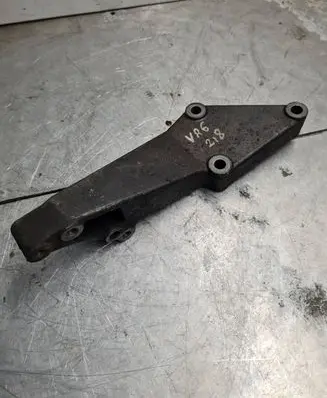 Volkswagen Transporter - Caravelle T4 Engine mounting bracket 026409905A