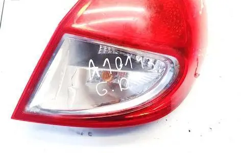 Renault Clio III Rear/tail lights 8200886946