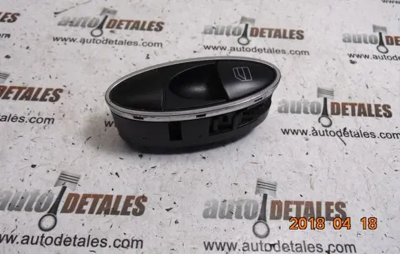 Mercedes-Benz E W211 Electric window control switch A2118218651