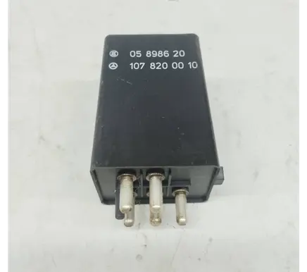 Mercedes-Benz W123 Other relay 1078200010 A1078200010 05898620