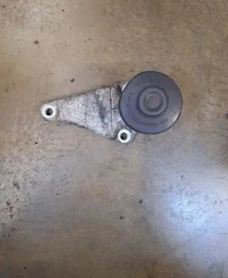 Audi A6 S6 C5 4B Engine mounting bracket 8D0199343J