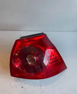 Volkswagen Golf V Rear/tail lights 1K6945096N B02168368 28490202