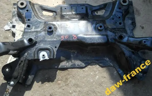 Peugeot 508 Front axle beam 